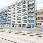 Beautiful Apartment With Sea Views And Parking